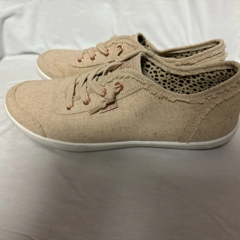 Skechers BOBS Beige Casual Shoes - Picture 5 of 12